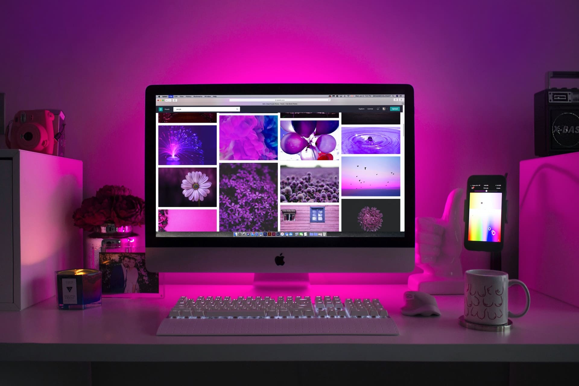 aesthetic-website-laptop